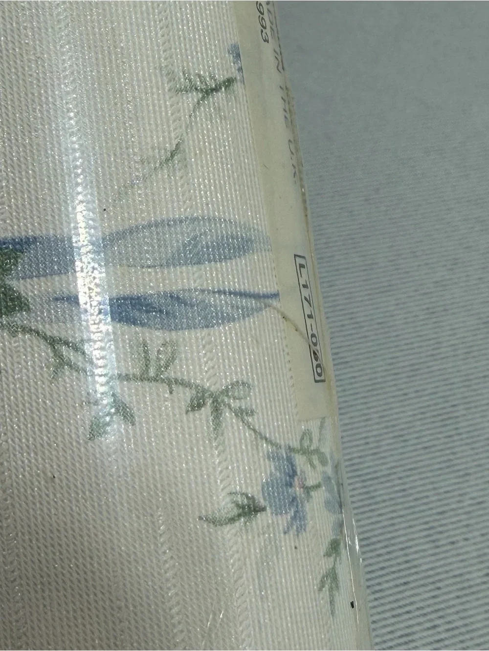 Vymura Wallpaper Border Textured Vinyl Romantic Petite Flowers Bonaparte 4 Rolls
